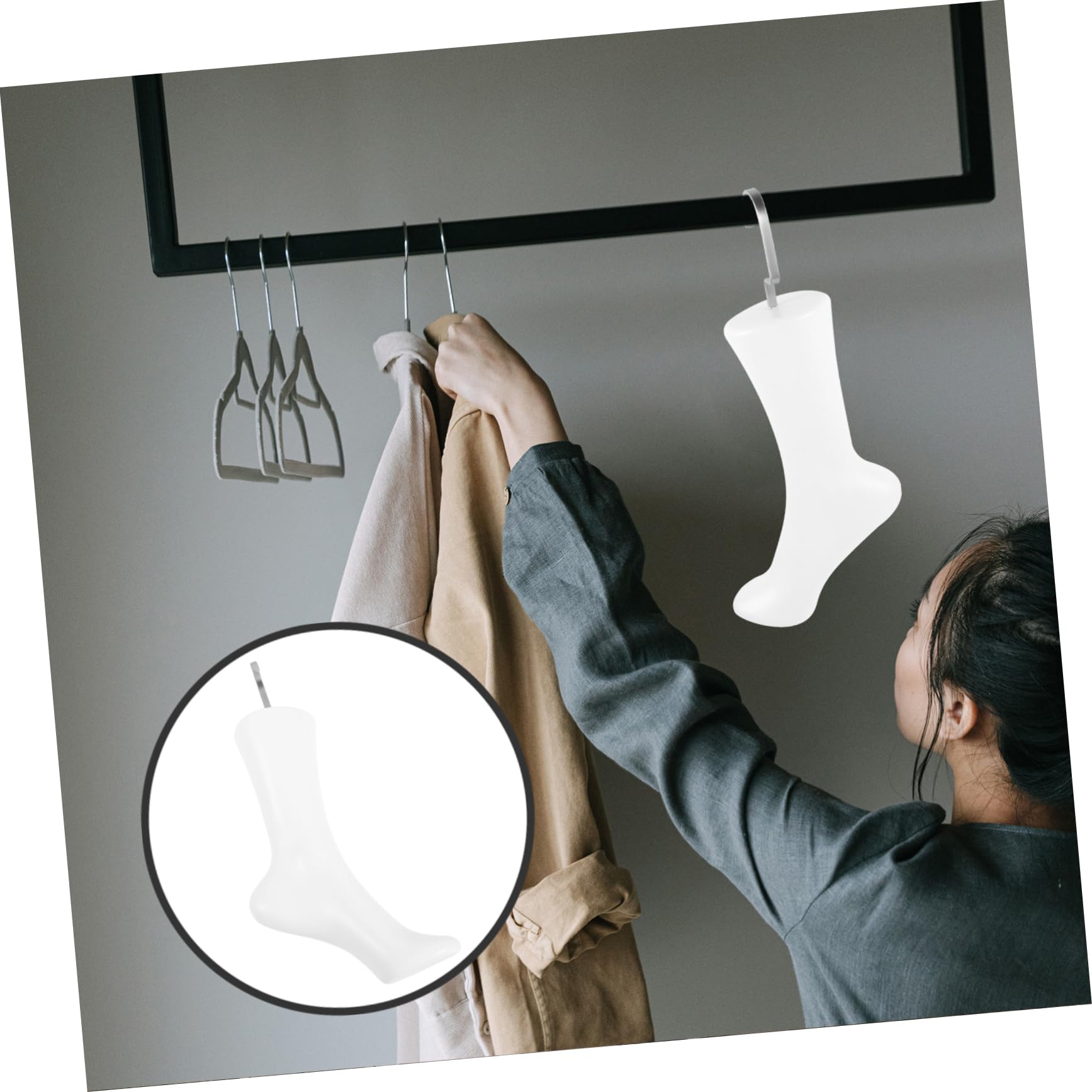 MUCKLILY Female Foot Model for Sock Display Sturdy Plastic Sock Mannequin Foot Stand