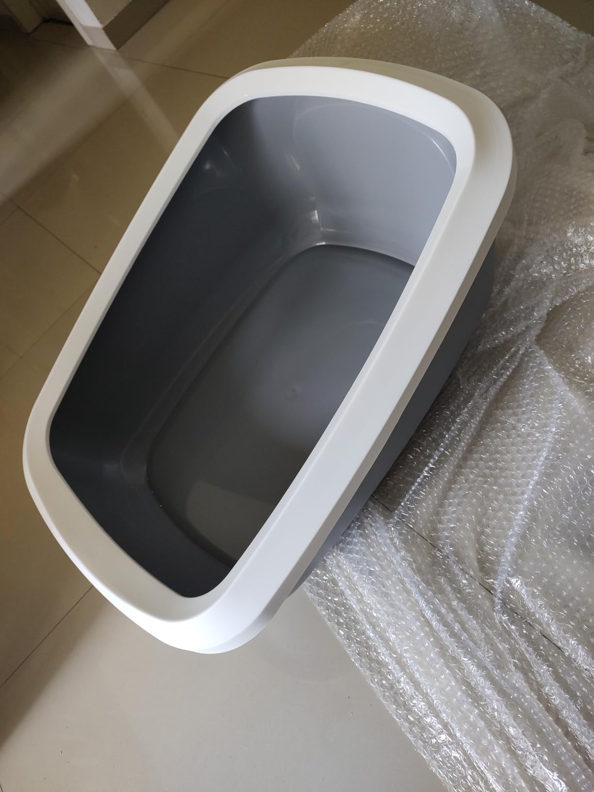 Buy Savic Cat Litter Tray Aseo Jumbo is an ExtraLarge Litter Tray with a high Back and Rim