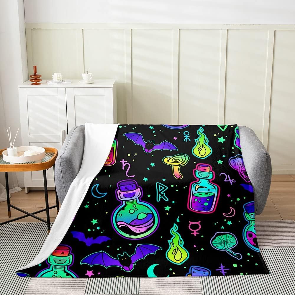 Halloween Skeleton Fleece Throw Blanket Soft Cozy Skull Gothic Flannel Blanket for Kids Women Adults Black and White Plush Blanket Hippie Skeleton Fuzzy Blanket for Sofa Bed Couch(60x80 Inches)