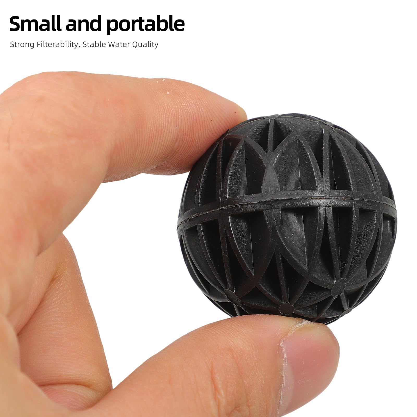 Toyvian 100 Pièces Bioballs pour Aquarium Noir en Plastique et Coton, Accessoires Filtrants Biologiques pour Aquarium d'eau Douce, Réduisent la Mortalité des Poissons et Augmentent