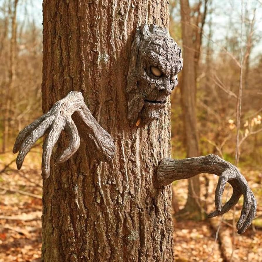 Halloween Horror Tree Face, 3D Sculpture Bark Face with Hands Decoration Yard Art, Halloween Resin Ornaments Tree Demon Decor for Garden Yard Props : Amazon.com.au: Garden