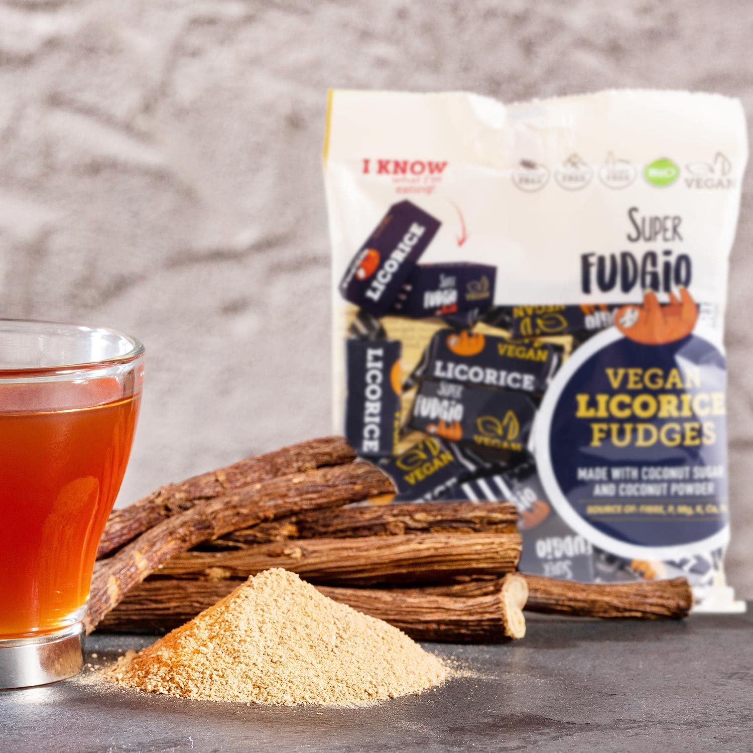 SUPER FUDGiO Organic Bonbons - Lakritz – Vegan und Glutenfrei ohne Palmöl - mit Bio Kokosmilch und Kokosnusszucker | 10 X 150g