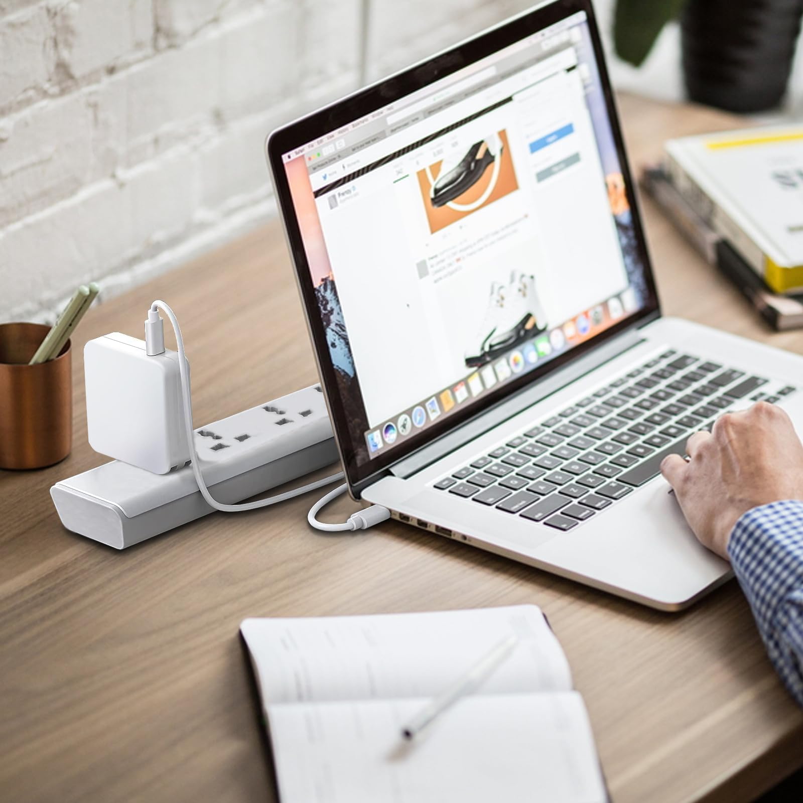 Caricatore 100W USB C Per MacBook Pro/Air - Compatibile Con Laptop E Smartphone, Cavo Incluso 1.8m, Ricarica Rapida PD