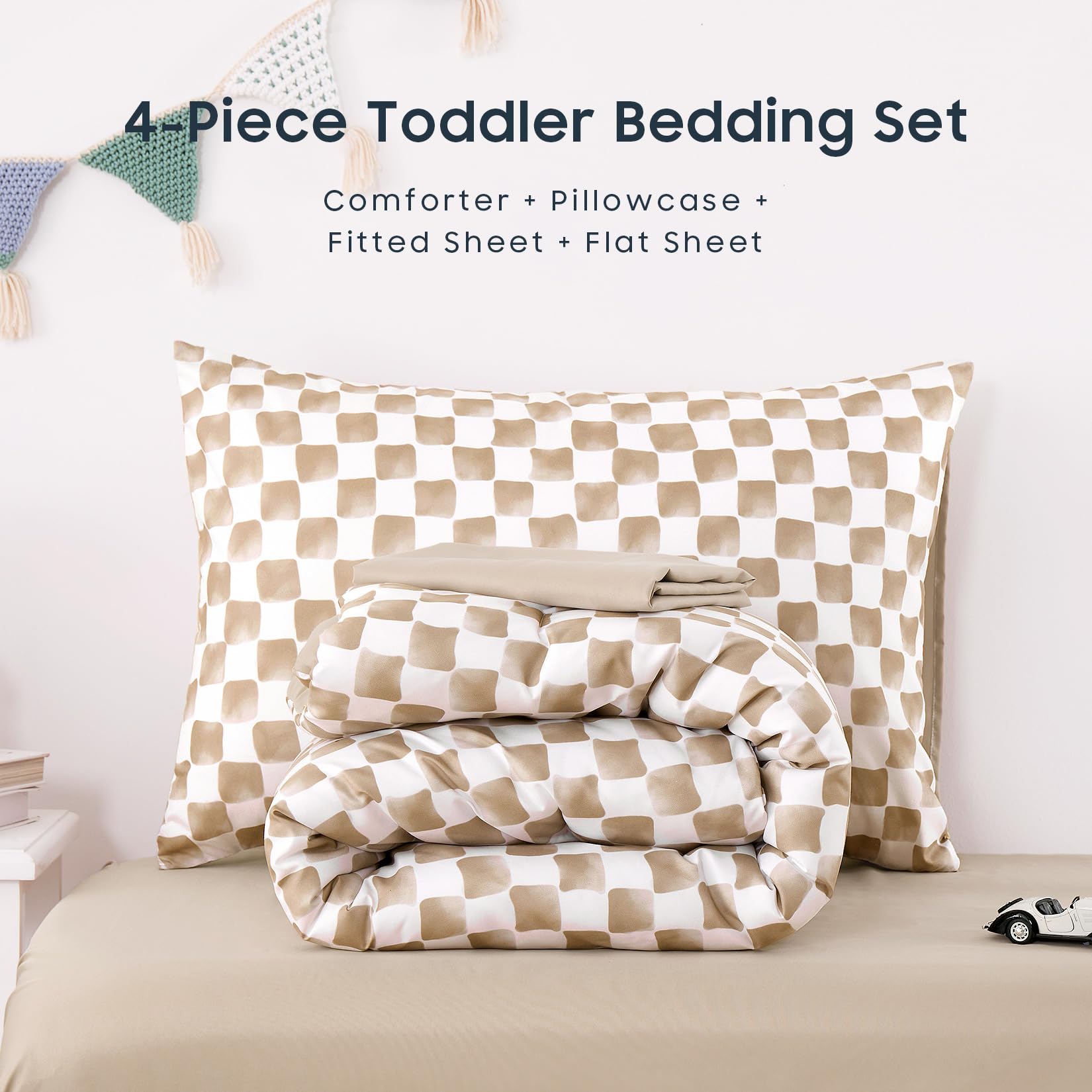 Wake In Cloud - Juego de ropa de cama para niños y niñas, bonito diseño de cuadros a cuadros, juego de cama suave de 4 piezas para cuna que incluye edredón, sábanas y funda de almohada, color marrón y