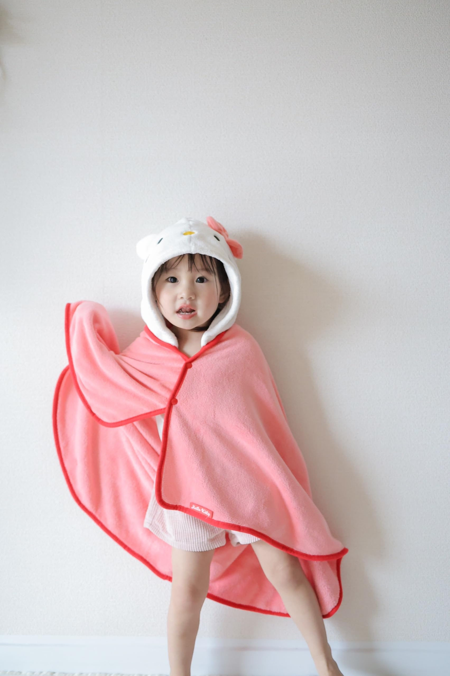 【 日本限定販売 】キティちゃん　ポンチョタオル　110cm 2001年 日本限定販売 】キティちゃん ポンチョタオル 110cm 2001年