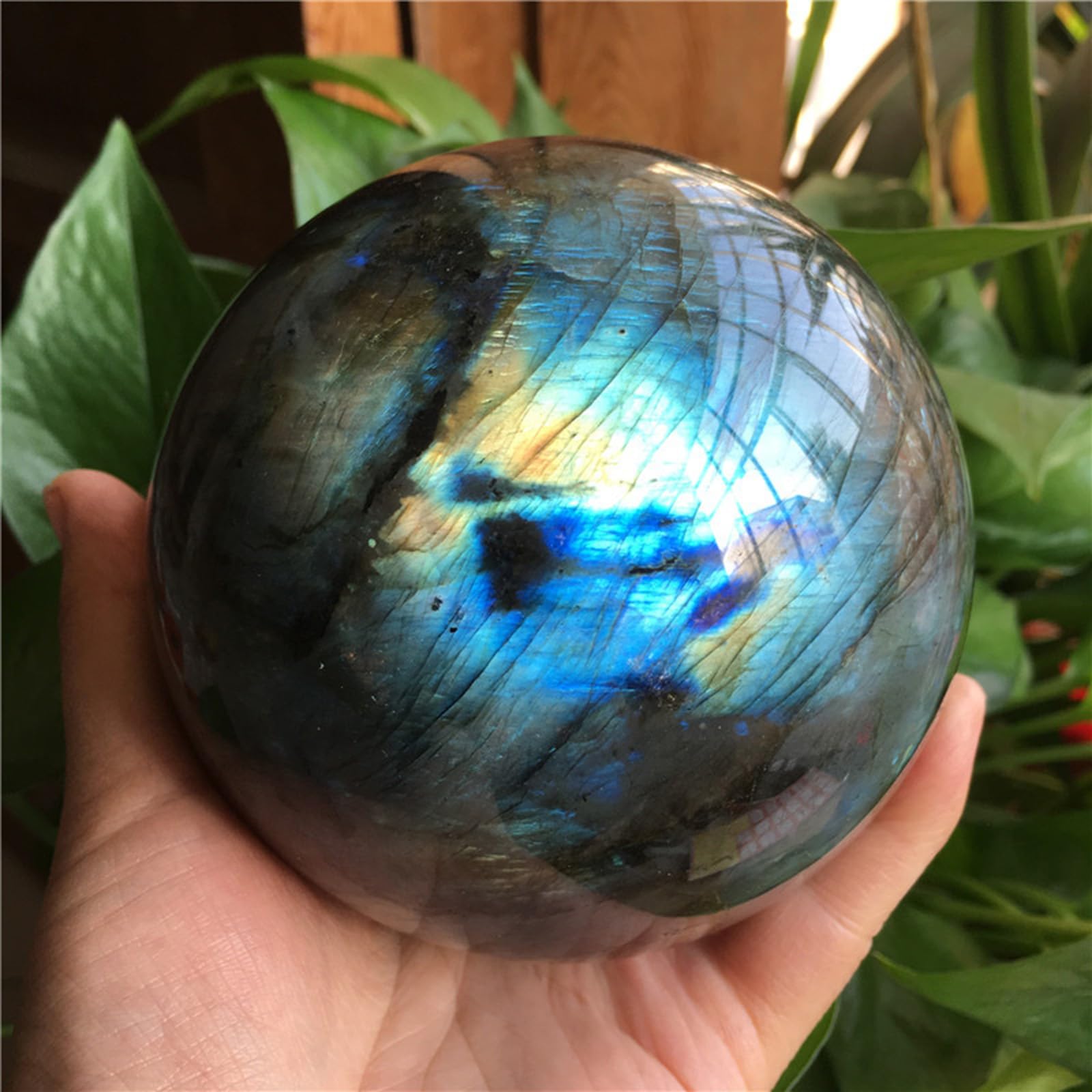 RVBLRDSE Labradorite Stone Sphere Ball with Stand, Crystal Gemstone Sculpture Figurine for Fengshui Divination Home Decoration Photography,40~45mm Gemstone Stone