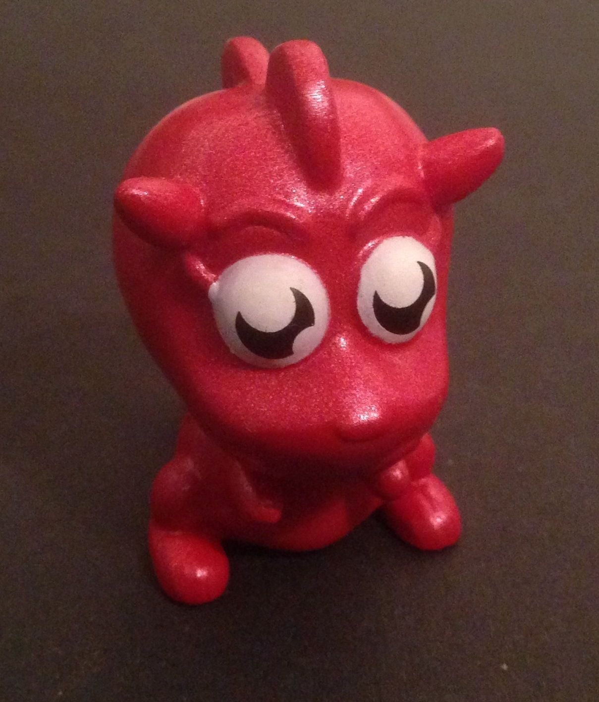 Moshi Monsters Winter Wonderland Red Snookum Moshling