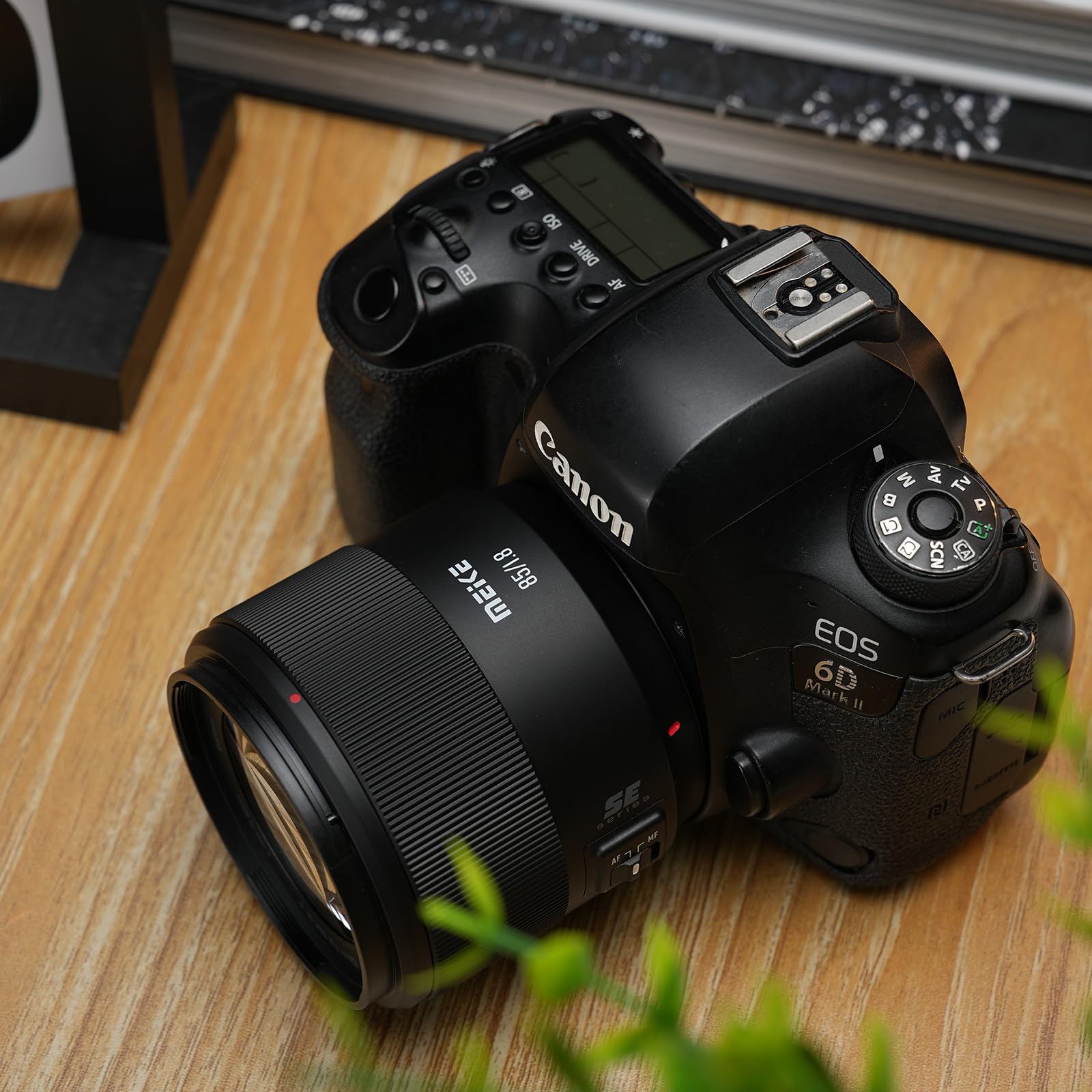 Meike Teleobiettivo 85 mm F1.8 SE Mark II STM AF full frame autofocus medio ad alta risoluzione 8K obiettivo ritratto compatibile con fotocamere DSLR Canon EOS EF Mount 5D 6D 5D Mark