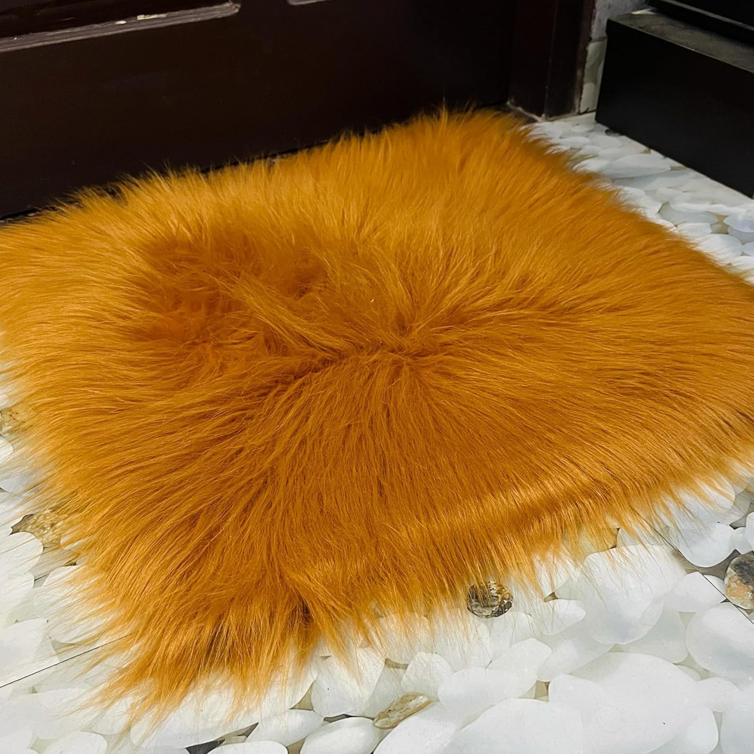 VANU Sheepskin Rugs Soft Faux Fur Rugs Fluffy Rugs Chair Couch Cover Fuzzy Rugs for Bedroom Floor Sofa Living Room (2x2 feet, Gold) (B0D9PB1DTT) Amazon Price History, Amazon Price Tracker