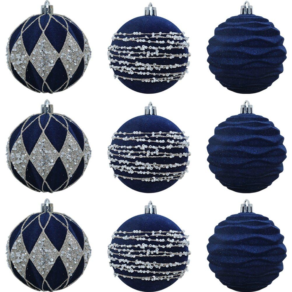 Boules de Noël floquées d'aspect velours pour un sapin chic et raffiné