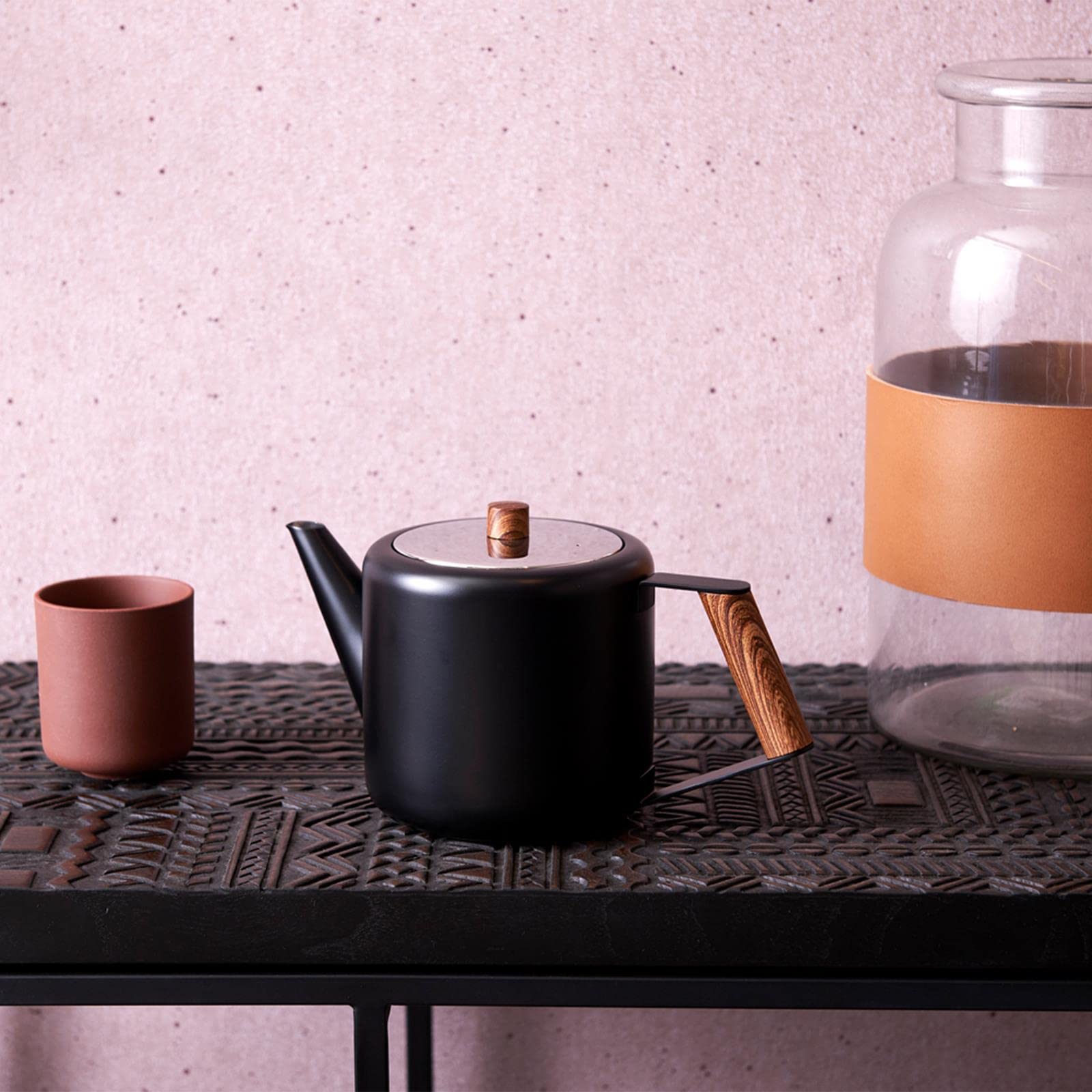 Bredemeijer Teekanne Set 1.1 Liter - Edelstahl doppelwandig Schwarz - Großer moderner Teebereiter mit Tee-Filter-Sieb-Aufsatz für losen Tee - inkl. Holz-Untersetzer schwarz