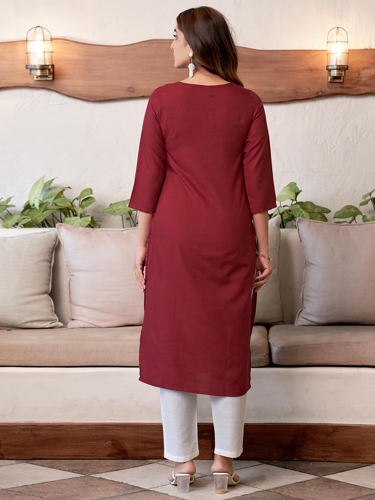 Sanisa Women's Cotton Blend Chikankari Embroidered Straight Kurti (475K10035N-Xl_Maroon)