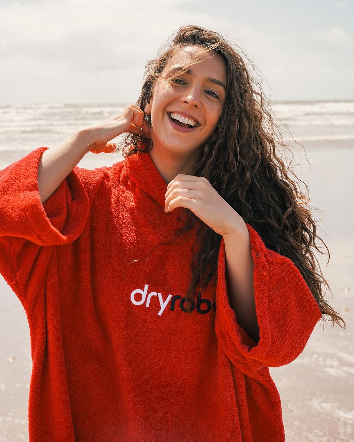 Dryrobe Towel Swim Robe - Hooded Surf Poncho Changing Robe - Organic Cotton - for Swimming, Beach, Surfing - Short Sleeve- (Medium-Red) - Image 2