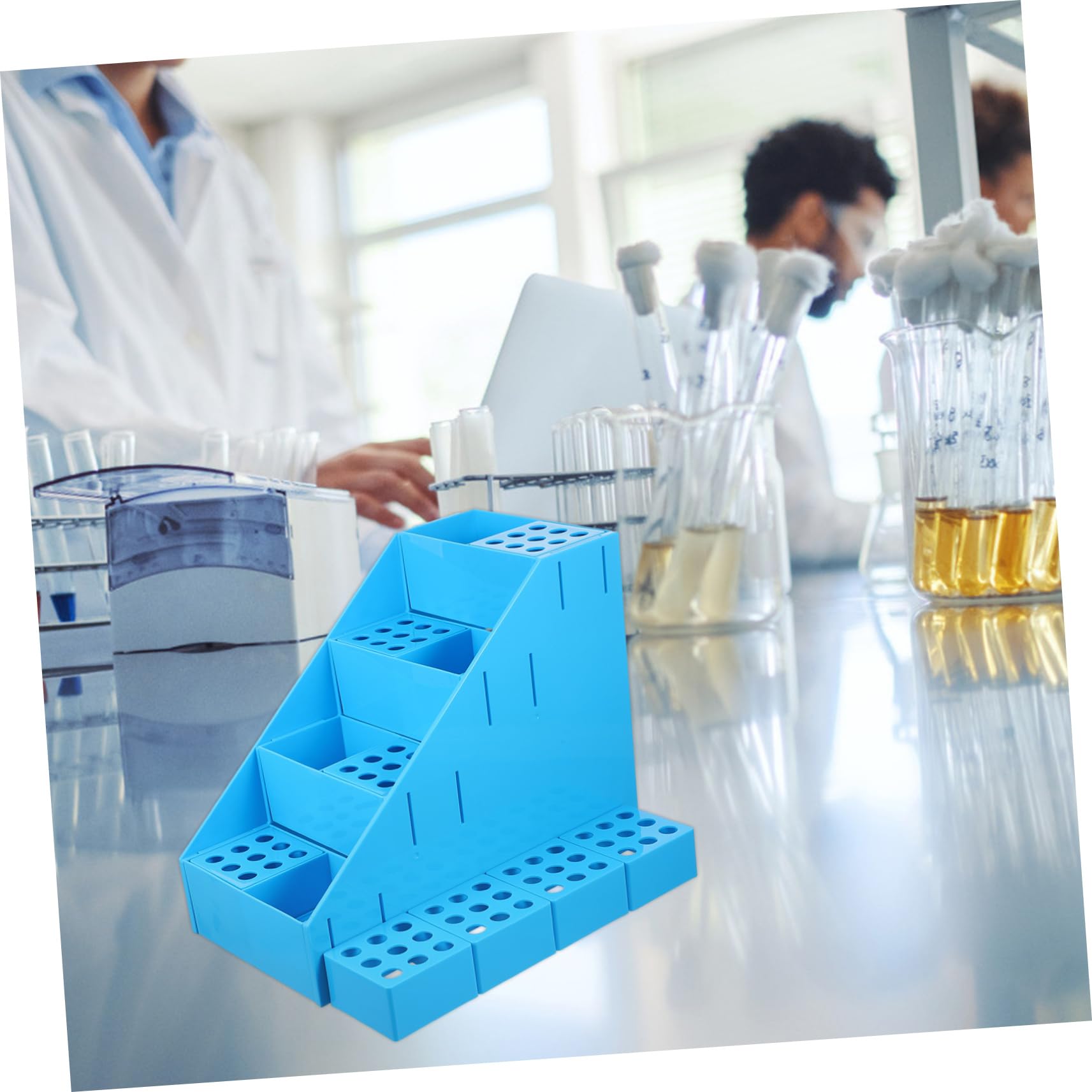 Rack Portaprovette da Laboratorio in Plastica Trapezoidale 72 Fori, Supporto per Provette da 5ml e 10ml, Removibile e Facile da Trasportare per Uso Scolastico e Domestico