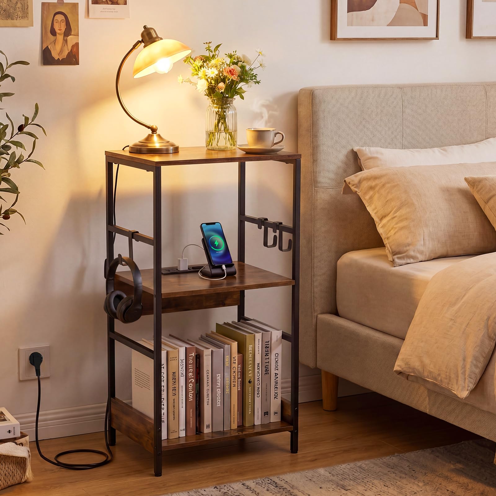 COSTWAY Supporto per Giradischi a 3 Livelli, Mobile Porta Giradischi in Legno con Stazione di Ricarica e 3 Ganci, Scaffale per Dischi Industriale per Soggiorno e Camera da Letto, 40 x 30 x 78 cm