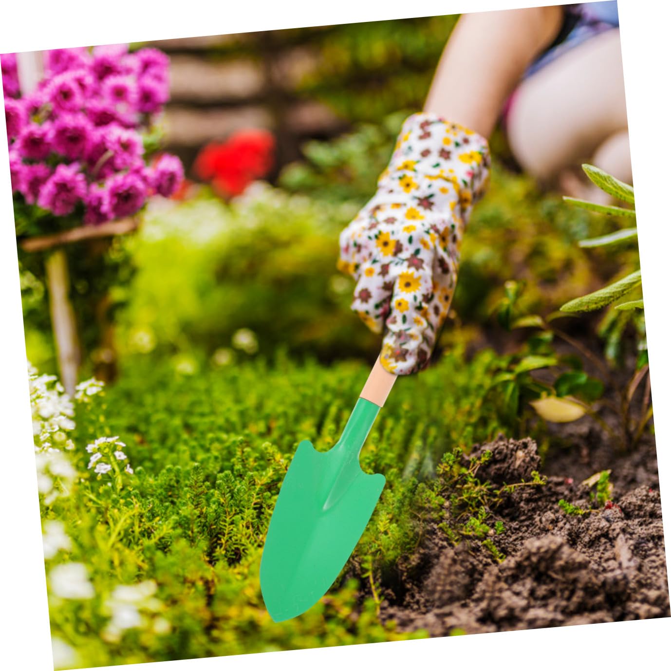 BESTonZON Gartenschaufeln 10 Stück und Metallkopf Zufällige Farbe mit Holzgriff Verschleißfest und Komfortabel zum Pflanzen und Umpflanzen von Setzlingen und Gemüse im Garten