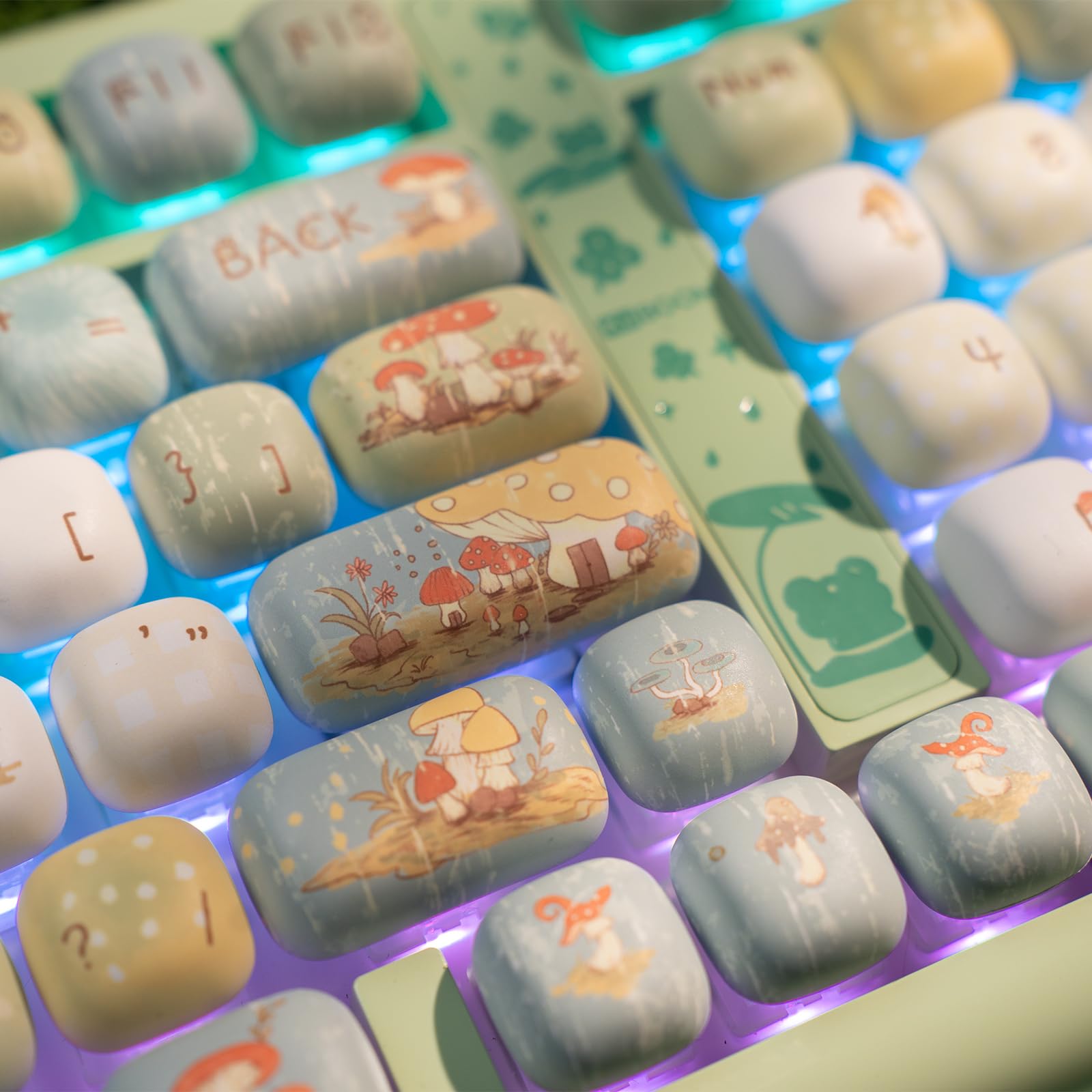 KiiBoom Little Shroom Pack - Set di copritasti, profilo MOG, 5 tasti, PBT stampato, 140 tasti, compatibile con Alice, 60%, 65%, 75%, TKL, 96%, formato standard, layout ANSI (pioggia)