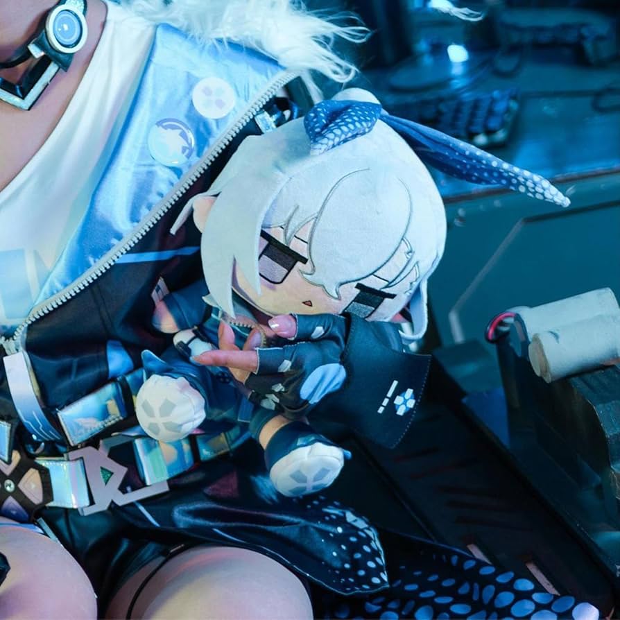 Amazon.co.jp: 崩壊：スターレイル 銀狼 ぬいぐるみ 30cm 服付き