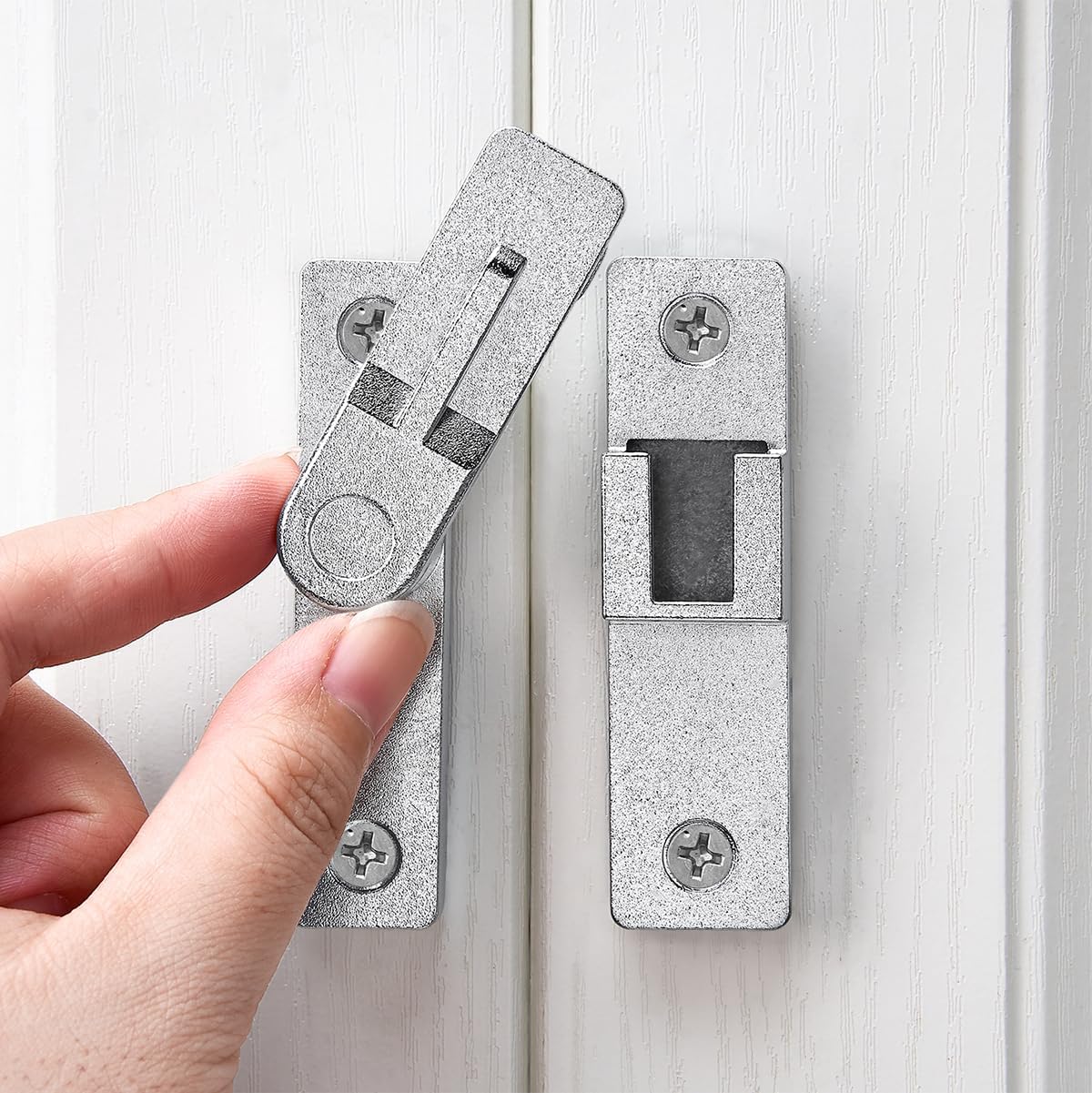INIRET 180 Degree Flip Latch, Barn Door Latches，White Zinc Alloy barn gate flip Door Latch,Sliding Door Antique Lock Gate Latches Wine Cabinet Closet Door Latches，White Finish