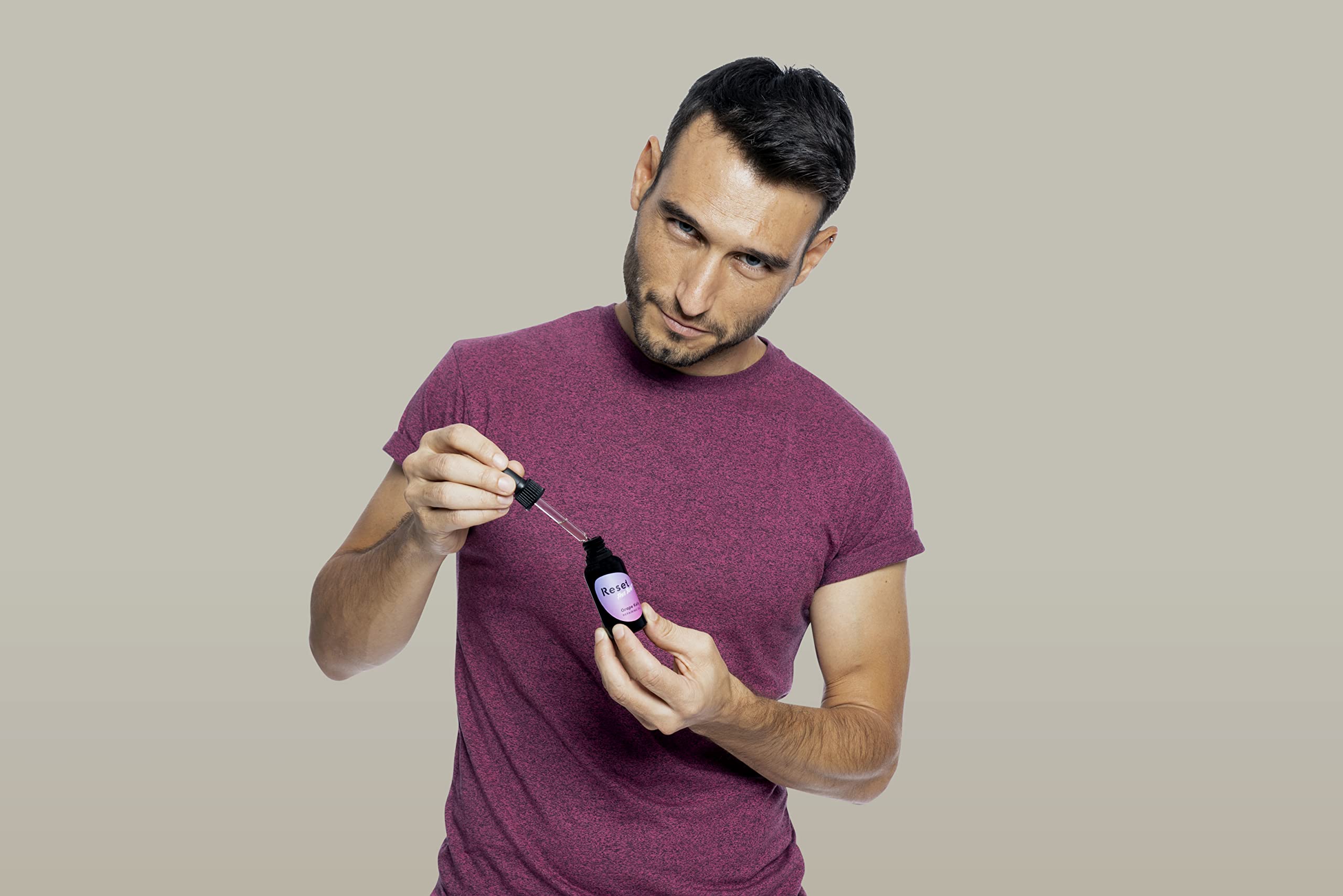 Aceite nutritivo y reparador-Regenera tu rostro- Nutre la piel debajo de la barba-Hidrata Protege-Aroma naranja amarga- 30ml - Grape Kelly RESET FREE BEAUTY