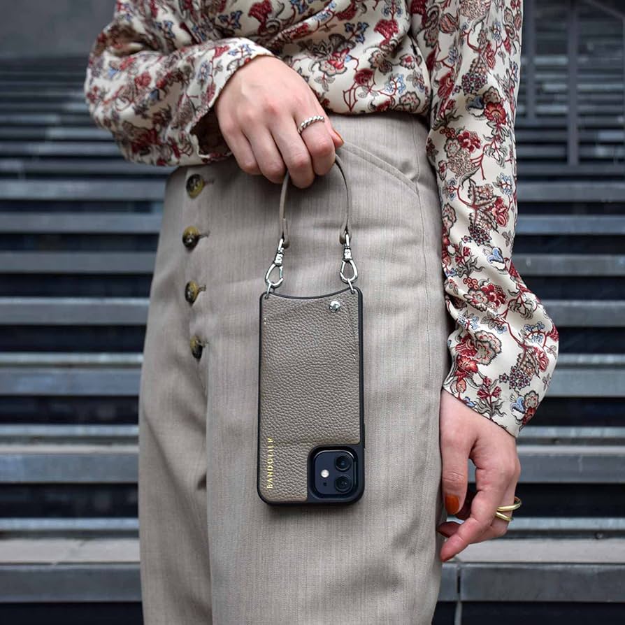 BANDOLIERバンドリヤー エマ ライトトープ iPhone13ProMax 日本限定】【13 Series】EMMA LIGHT TAUPE エマ ライトトープ