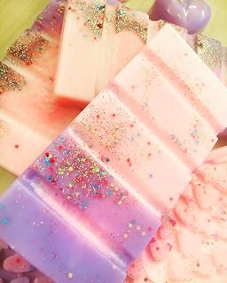 Soft scented Wax melts (Dewberry, Snap bar)
