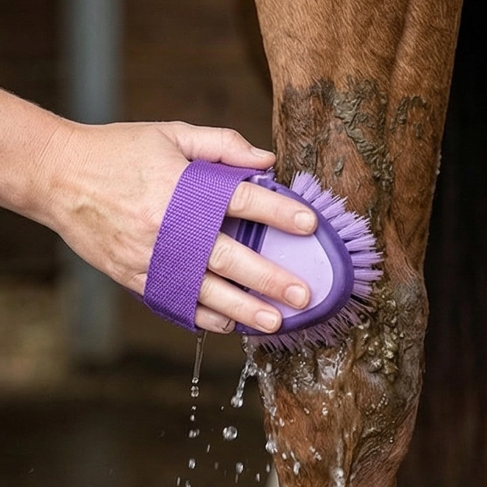 Cepillo de limpieza flexible para caballos con agarre cómodo, cepillo flexible de cerdas suaves para un cuidado eficiente de melena y pelaje