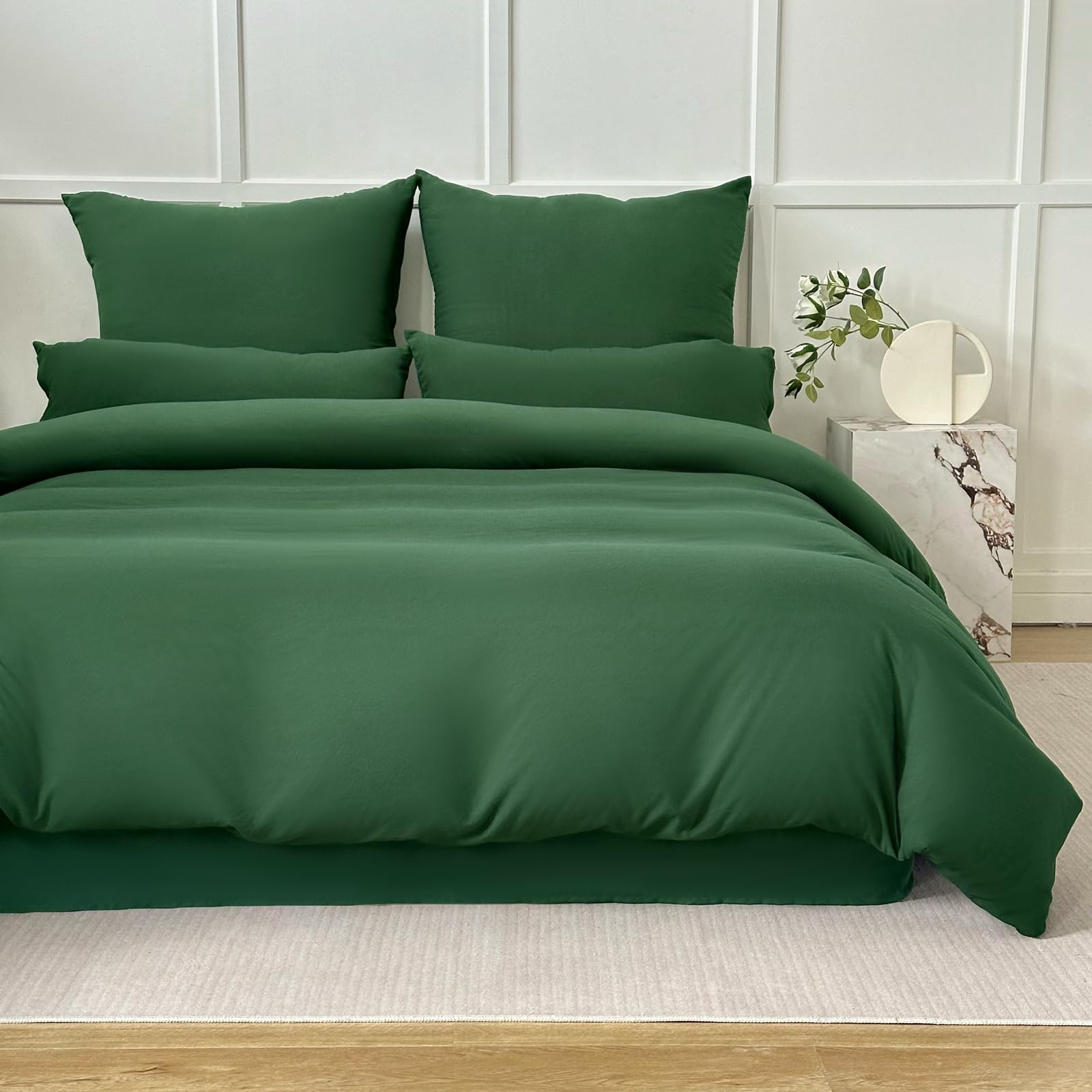 Amolavet Duvet Cover Queen Size 3 Pieces Set Emerald Green Ultra Soft Fluffy Bestouch Breathable Lightweight Prewashed Microfiber for Summer Comforter
