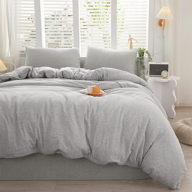 LIFETOWN 100% Jersey tricot Couverture de couettes en coton Ensemble T-Shirt Feel Couverture à couettes 3 Pièces Ultra Doucement et sans rides (Reine, Gris clair)