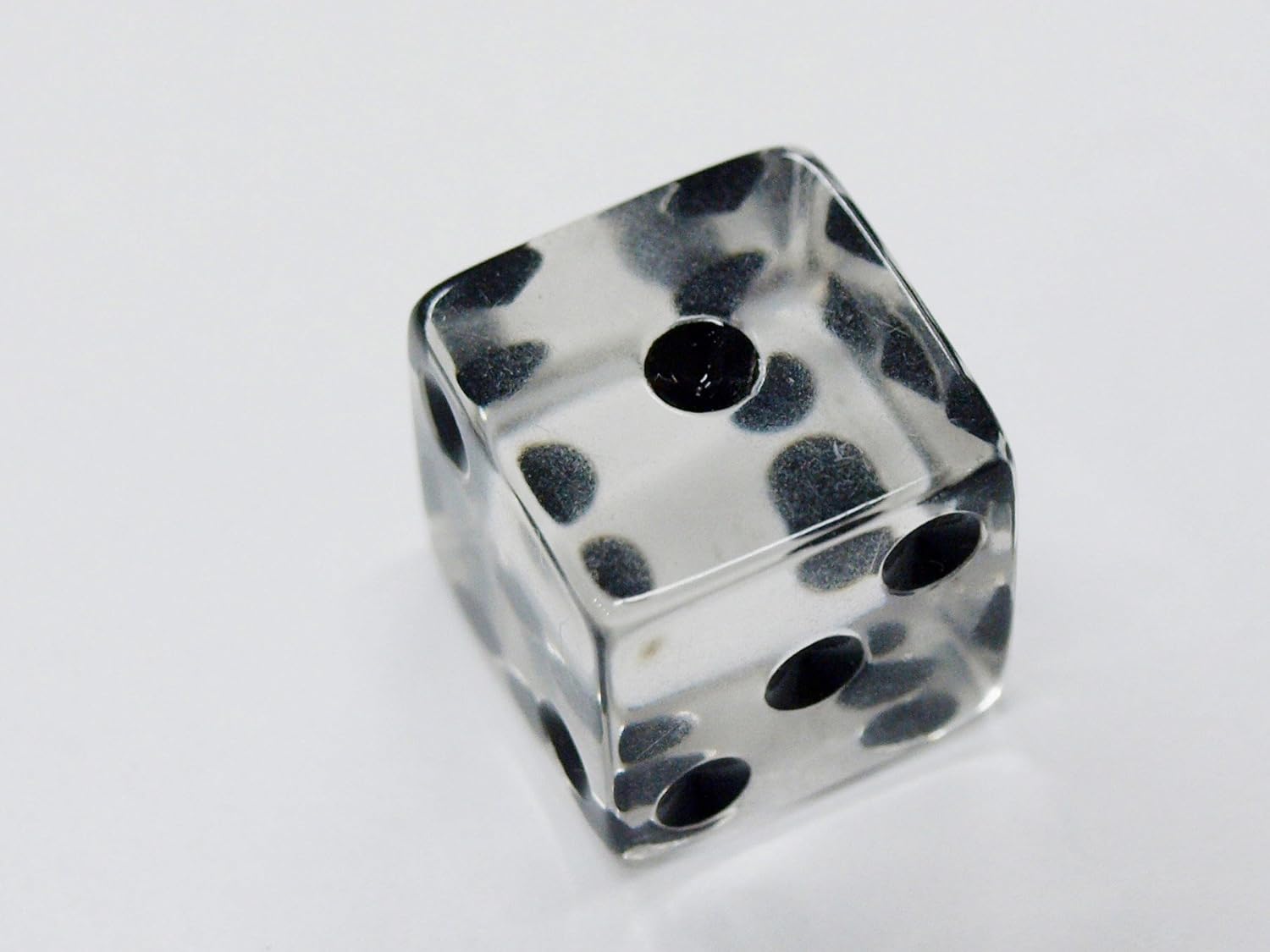 16mm d6 Square Cornered Translucent Dice, Clear w/ Black Pips