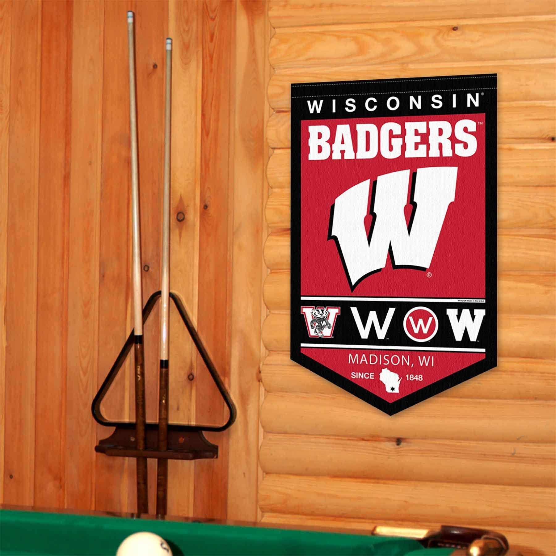 College Flags & Banners Co. Wisconsin Badgers Heritage History Banner Pennant