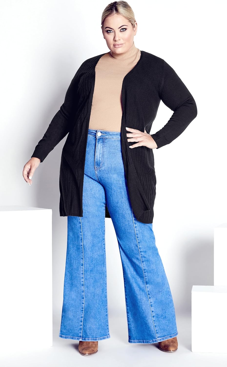 Avenue Meadow Mews Cardigan - Image 2