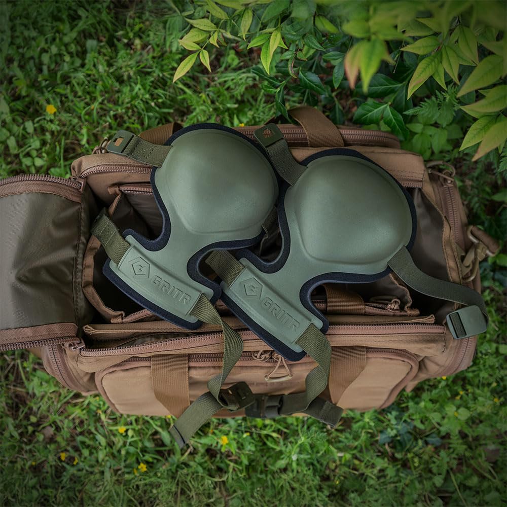GRITR Rodilleras tácticas para hombres y mujeres con acolchado de espuma, correas ajustables y hebillas antideslizantes, protectores de rodilla profesionales resistentes para el trabajo y deportes
