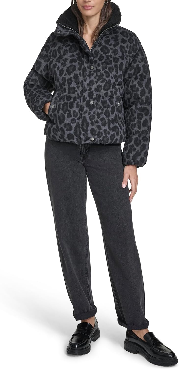 Levi's Women's Western Puffer Jacket - Image 7