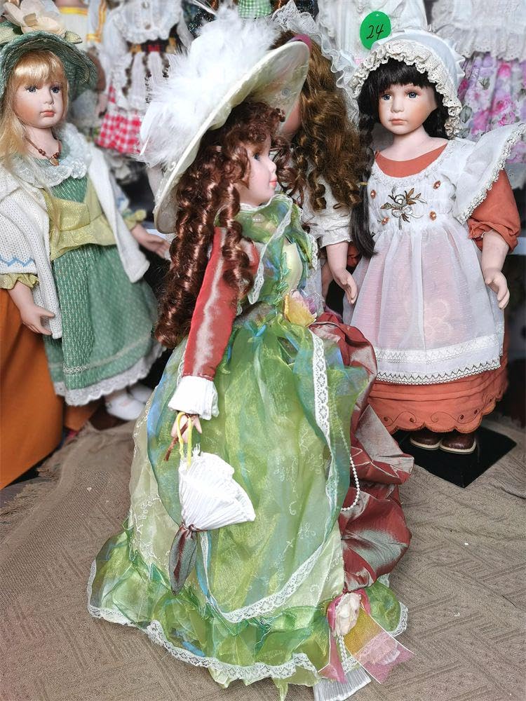 Amazon.co.jp: 陶器の人形 西洋人形 姫のような人形 ビクトリア 工芸品