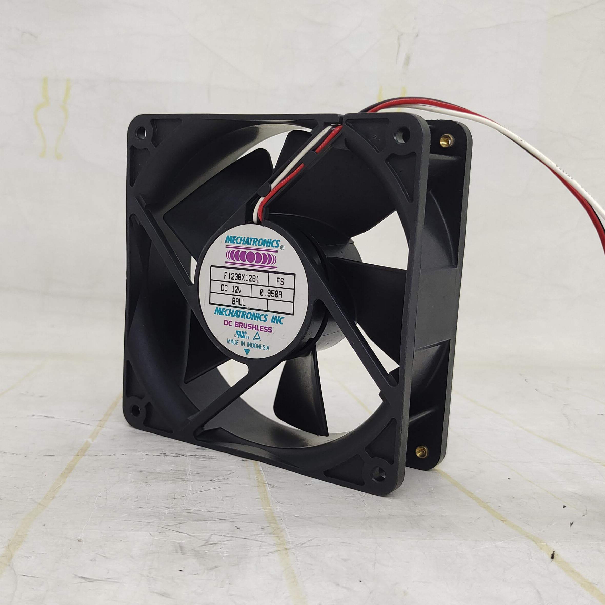 F1238X12B 12038 12V 0.95A 3-wire Detection Ball Bearing Cooling Fan