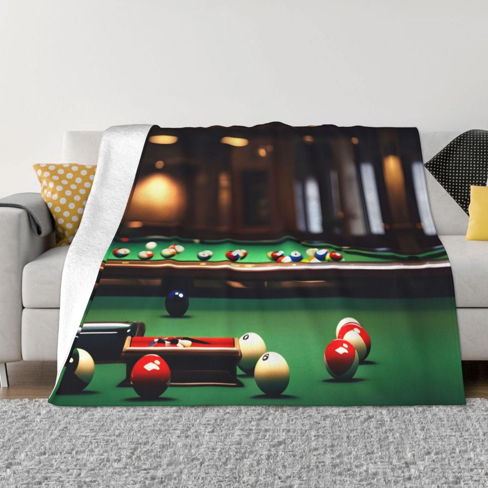 Couverture polaire billard pour vos soirées cinéma cocooning sur le canapé