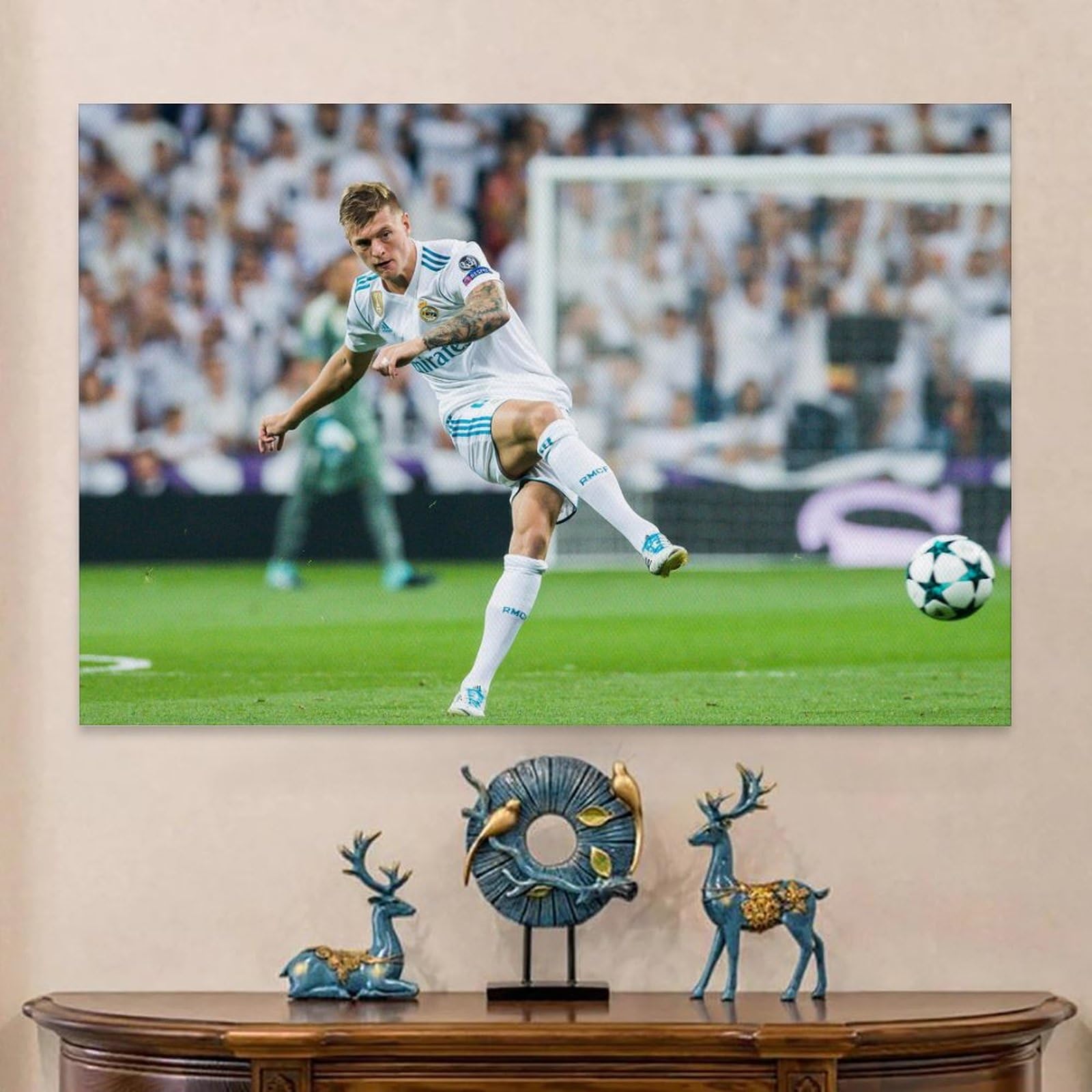 &TEAM KROSS ポスター Toni Kroos Shooting Poster Home Decor Wall Art Hanging Picture