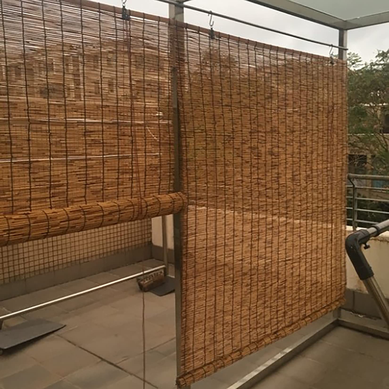 Naturalna zasłona trzcinowa, żaluzje zaciemniające, dekoracyjna zasłona retro, ręcznie tkana, oddychająca i anty-UV, łatwa instalacja, do ogrodu, na balkon, pawilon, możliwość personalizacji, 120 x 230 cm