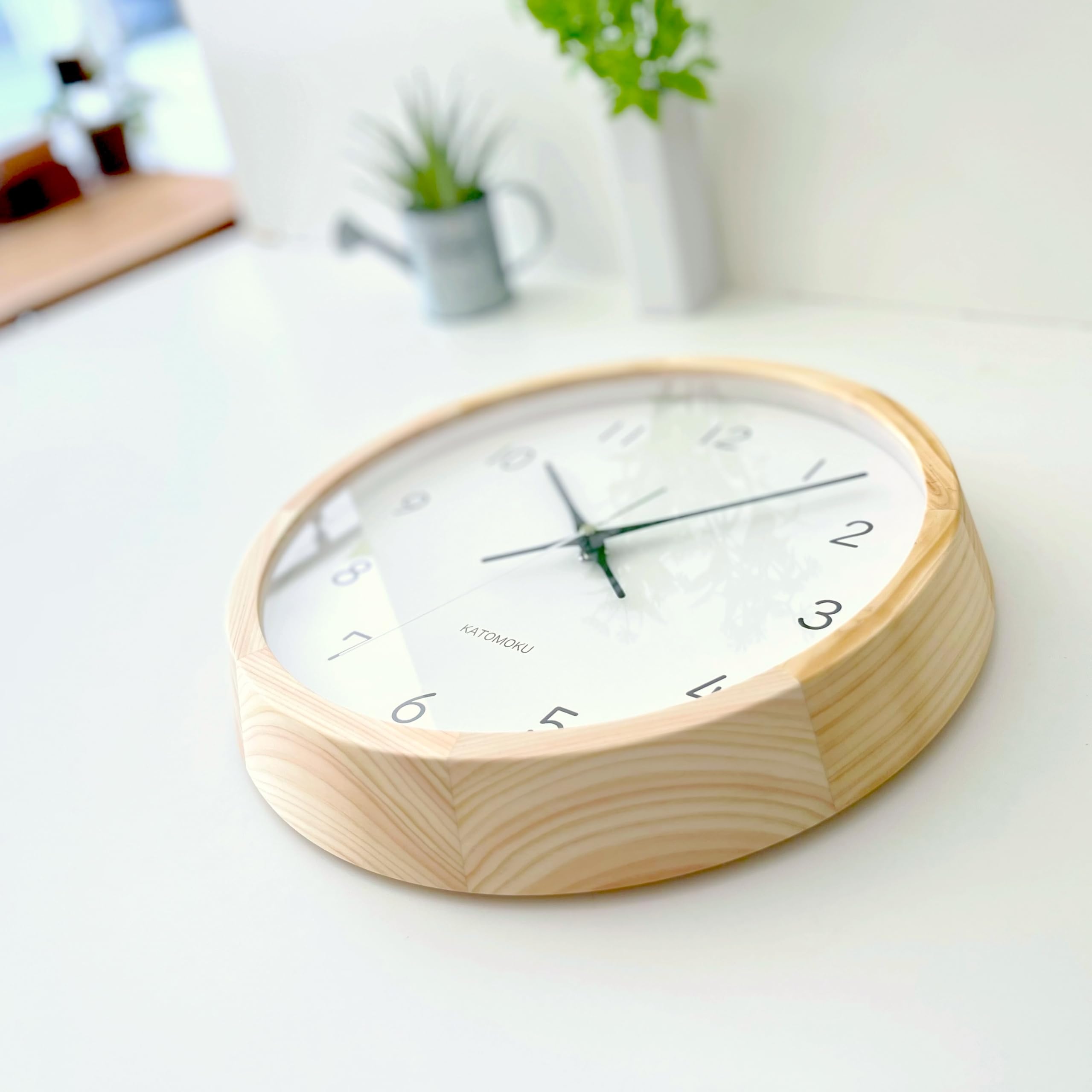 Amazon.co.jp: KATOMOKU muku clock 13 ヒノキ km-104HIRC 掛け時計