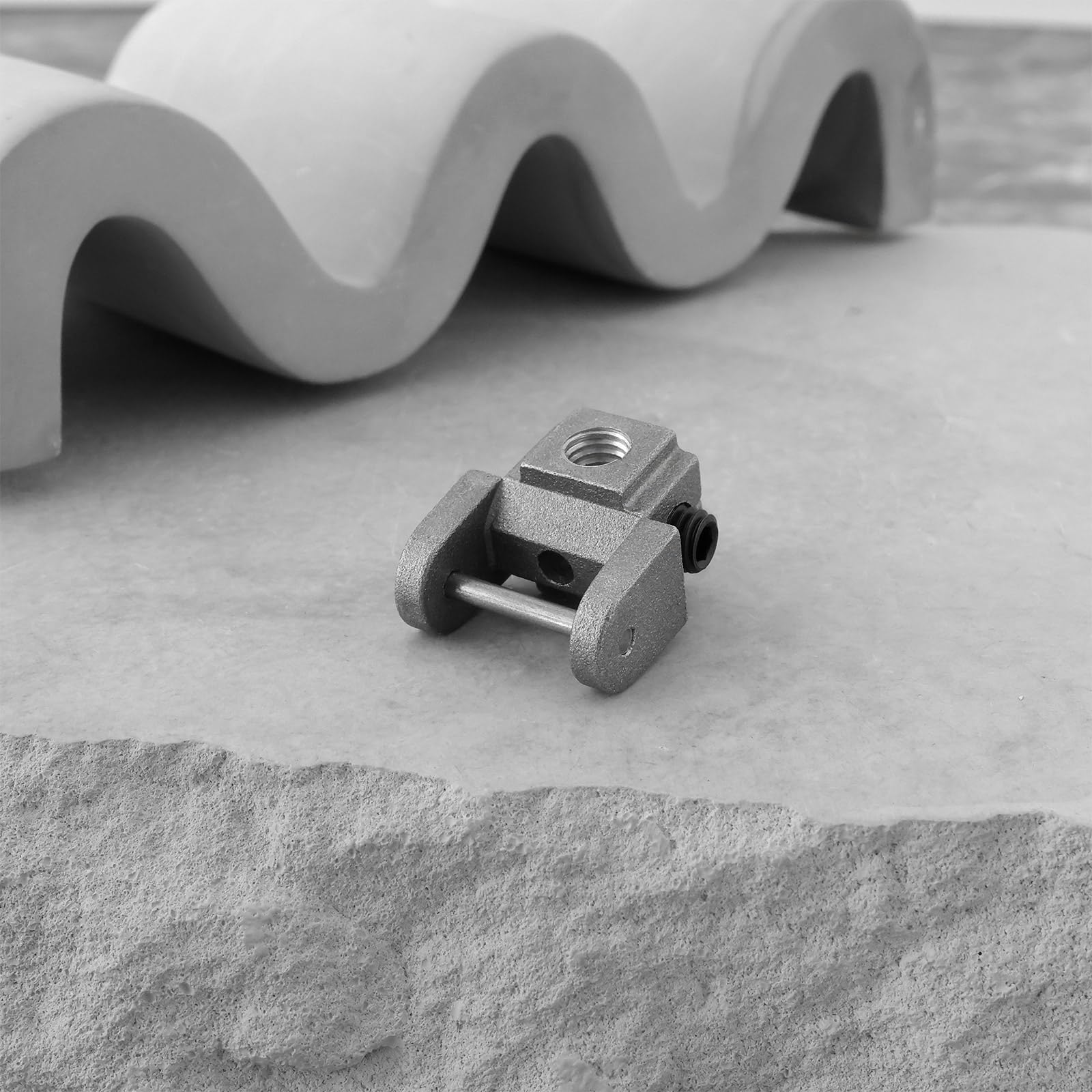 2pcs Repuesto para Sierra de Calar Sierra Marquetería Adaptador de Hoja Sin Pasador de 2X2Cm Portabrocas de Hoja de Alambre 0,7Mm Patrón de Tracción Según La Curva Línea