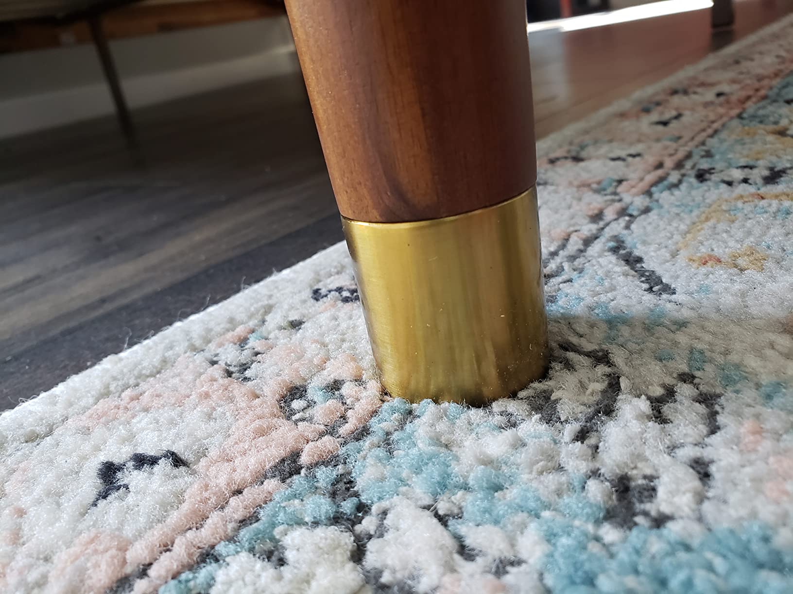 36/mo Finance ZINUS Raymond Wood Platform Bed Frame with Adjustable Wood Headboard / Solid