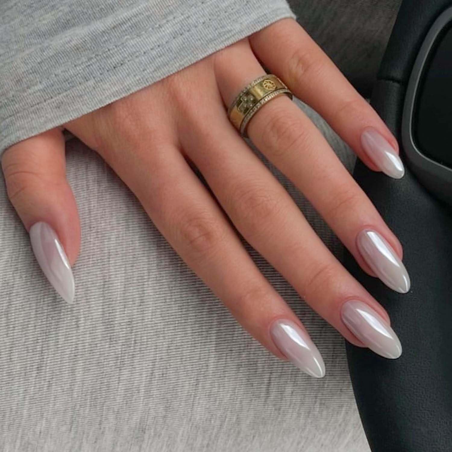 White Chrome Press on Nails Almond Fake Nails Medium False Nails with Design Mirror Solid Color Acrylic Glue on Nail Reusable Full Cover Stick on Nail