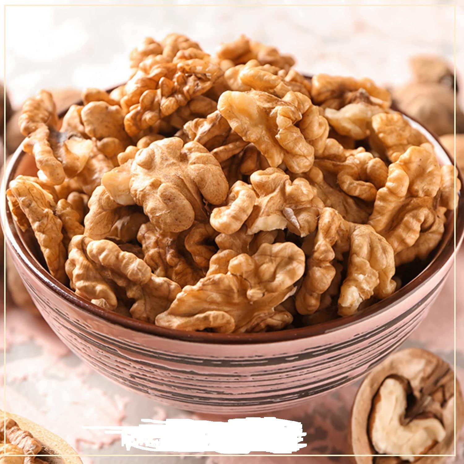 BRnow berryz Premium California Kashmiri Walnuts Without Shell, Akhrot Giri, Walnut Kernels High in Protein & Iron|Low Calorie Nut Dry Fruit Pack of 250 gram (B0CXSS146S) Amazon Price History, Amazon Price Tracker
