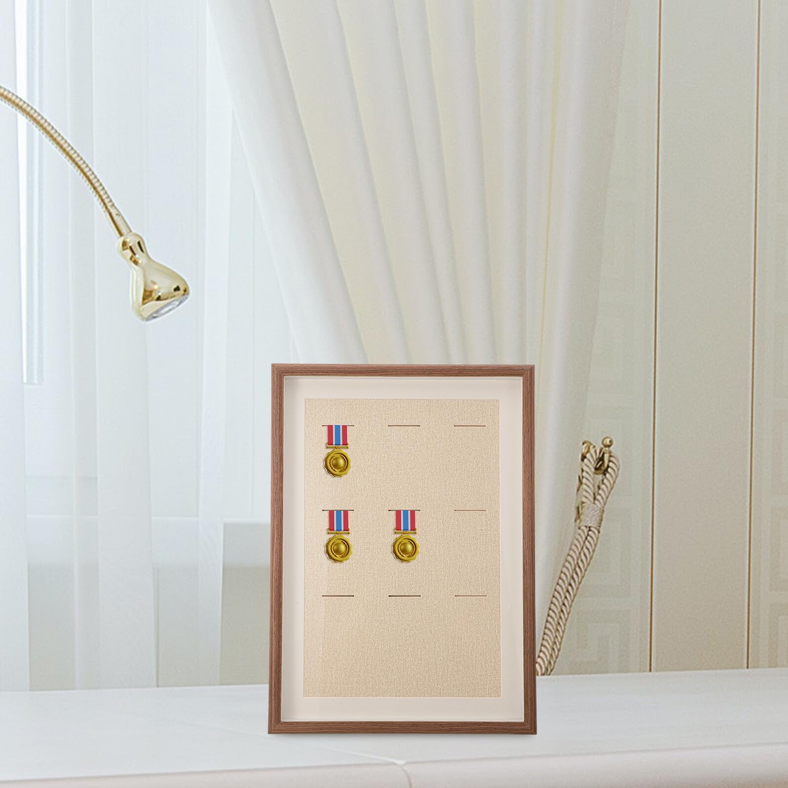 SUPVOX Marco de Exhibición para Medallas A3 9 Compartimentos, Material de Madera Color Café, Vitrina Transparente para Medallas E Insignias, Estuche para Colgar en Pared, Adecuado
