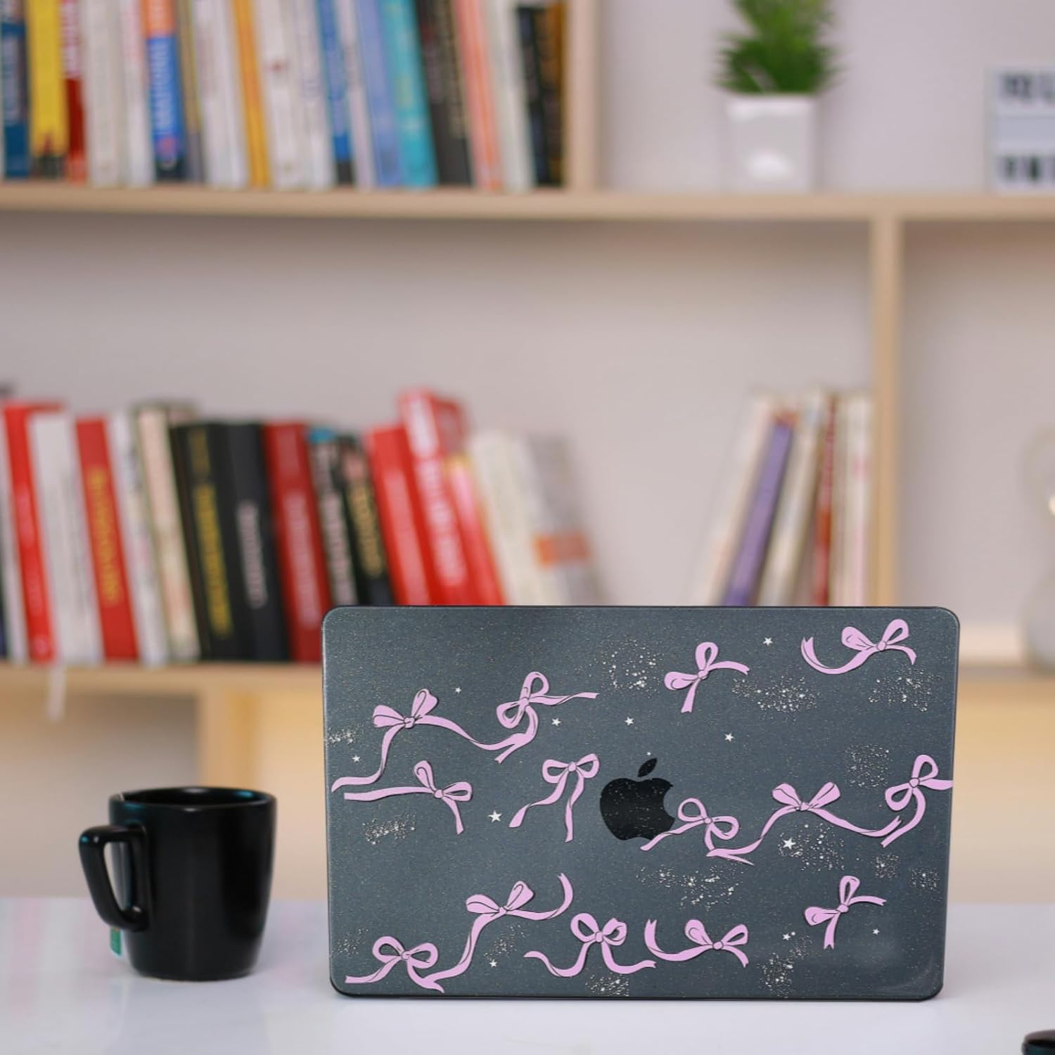 Black Glitter Bows Case Compatible for MacBook Pro 13 Inch 2025-2016 M2 M1 A2338 A2289 A2251 A2159 A1989 A1706 A1708, Cute Girly Y2K Aesthetic Plastic Hardshell & Keyboard Cover, Pink Bows