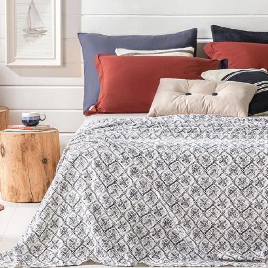 Couvre-lit Matelassé 200x220cm Beige - Jeté De Lit Et Canapé - Housse Décorative XXL - Qualité Öko-Tex