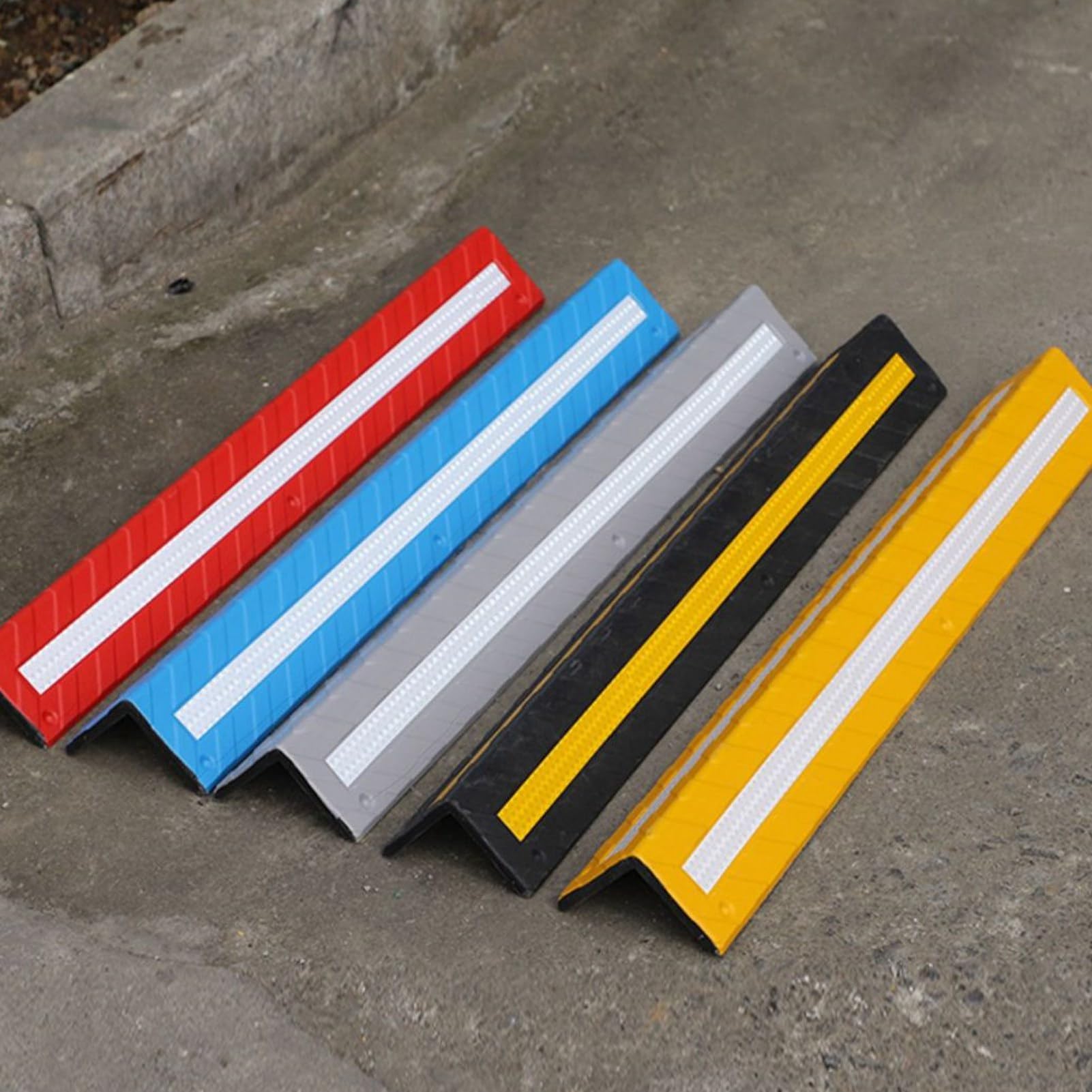 Spacnana Garage Wall Corner Guard, Flexible Rubber Reflective Wall Edge Protector, Enhanced Visibility, Wide Coverage - Image 4