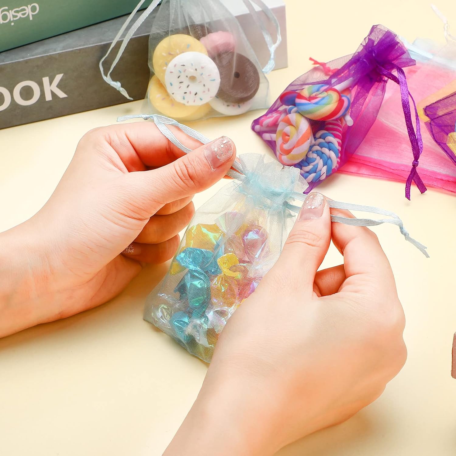 Hoolerry 500 Pcs Organza Gift Bags Jewelry Small Mesh Drawstring Sachet Wedding Favor Bracelet Bags for Packaging Jewelry Pouches Small Gifts(3 x 4 Inch,Multicolor)