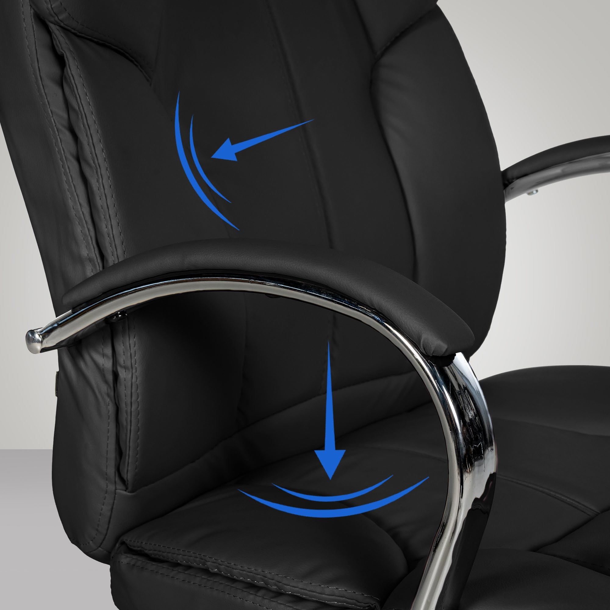 CLP Ergonomischer Bürostuhl Big Xanthos I XXL Komfort Mit Wippfunktion Und Armlehnen I Verstellbar Mit Kunstleder-Bezug, Belastbar bis 210 kg, Farbe:schwarz